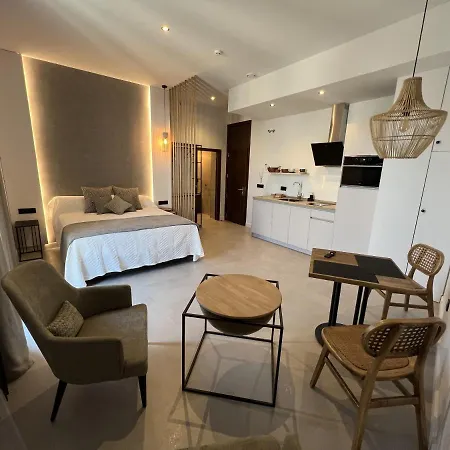 Turisticos Sinag Apartman